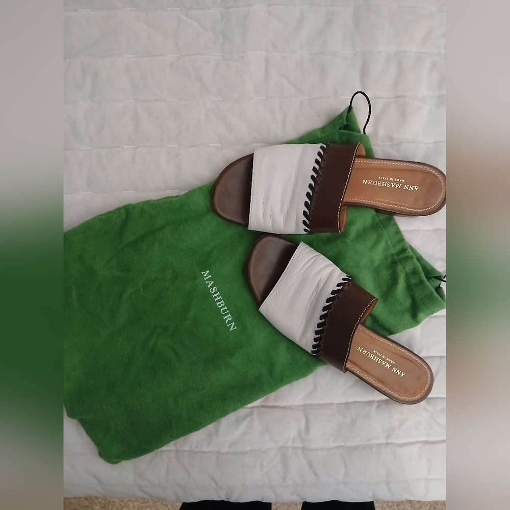Ann Mashburn White & Brown Spring Italian Lotus Vacation Slides Sandals--37/6.5 - Picture 2 of 12